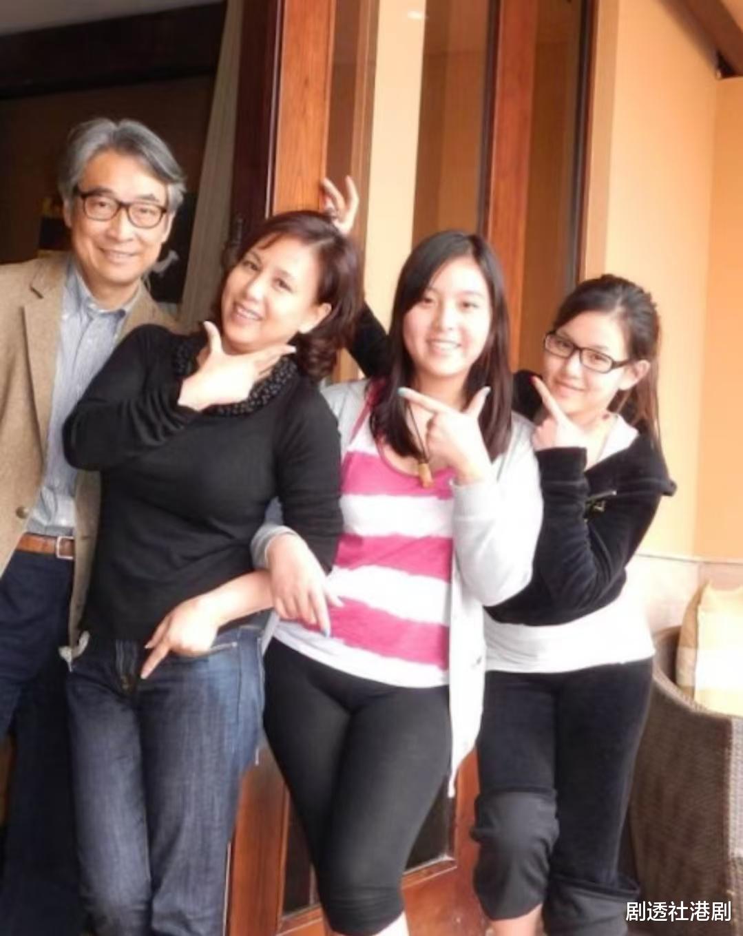 四度升级当外婆!TVB老戏骨失婚后独立带大两女,曝无需前夫赡养费