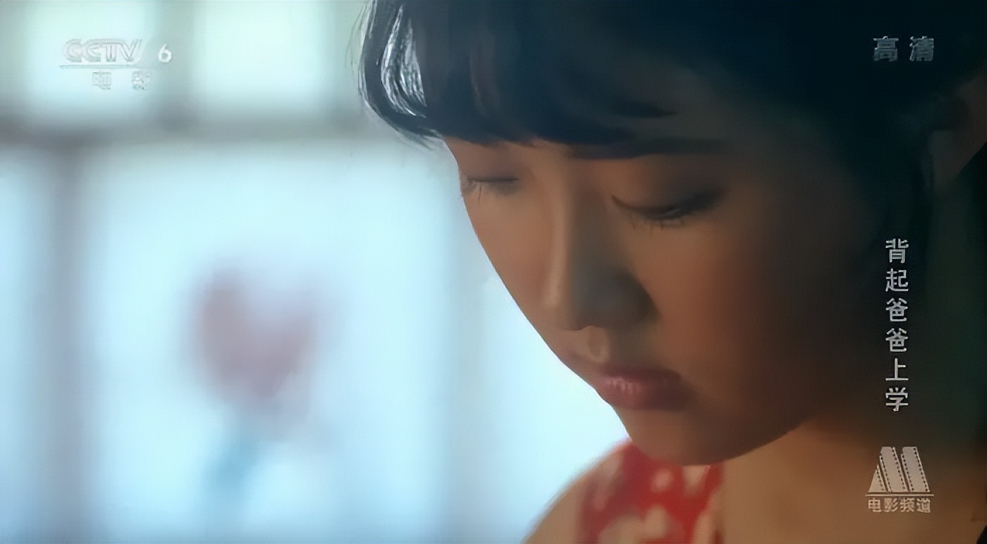 人前仙气十足，人后深V敢穿，20年容颜未改，她真是越老越有韵味