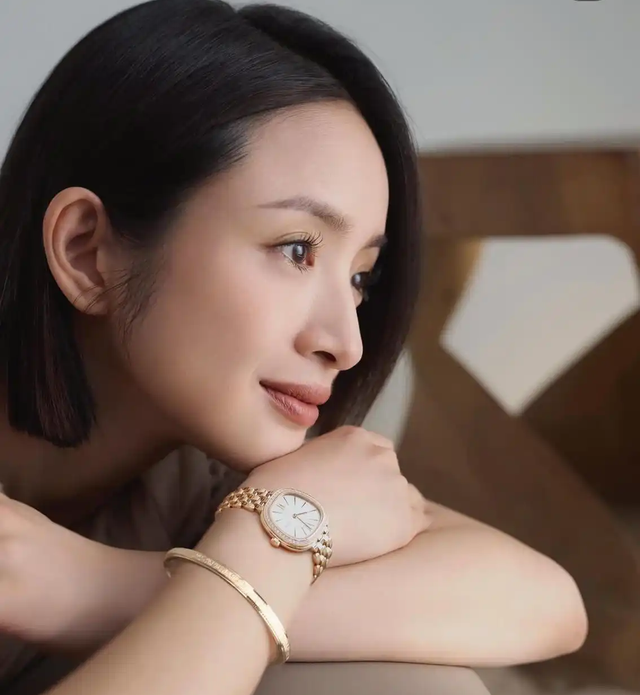 42岁林依晨拼二胎喜得男宝！高龄产子引争议，发长文解释是自愿！