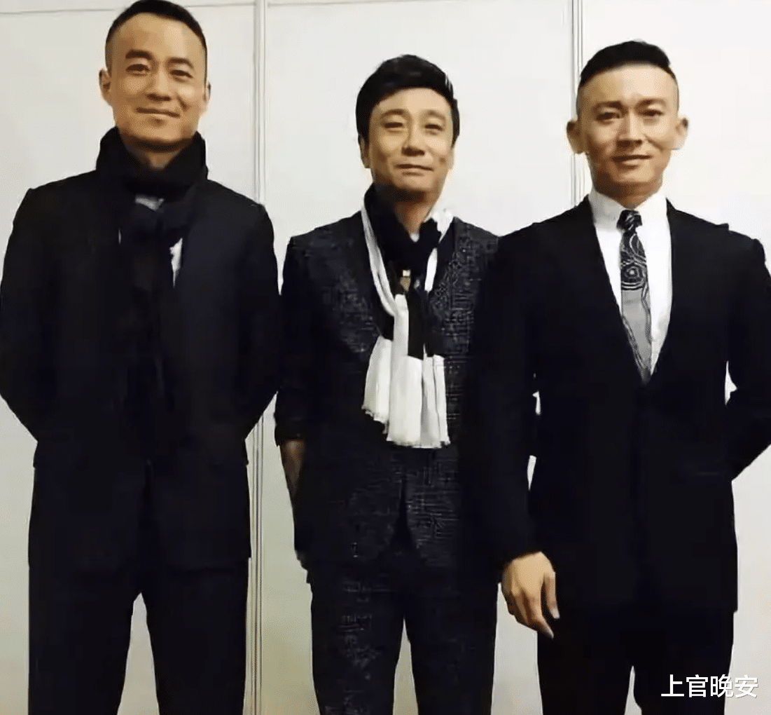 不止王大陆，娱乐圈还有这几位也打过出租车司机，事业都凉凉了