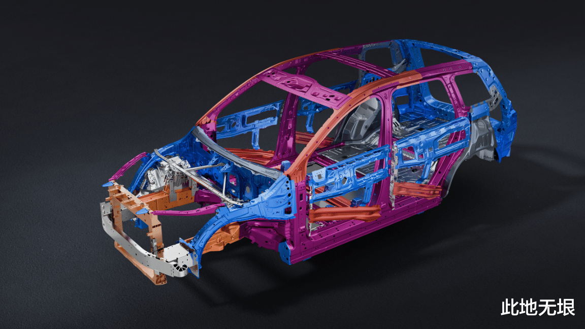 29.98万元起！腾势N8L大六座SUV上市，纯电续航230公里