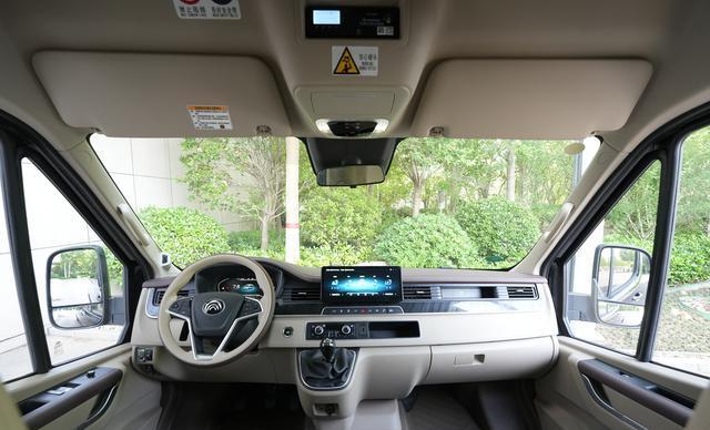 2025款宇通天骏V6正式上市,搭载2.3T柴油发动机,起售价25.38万元