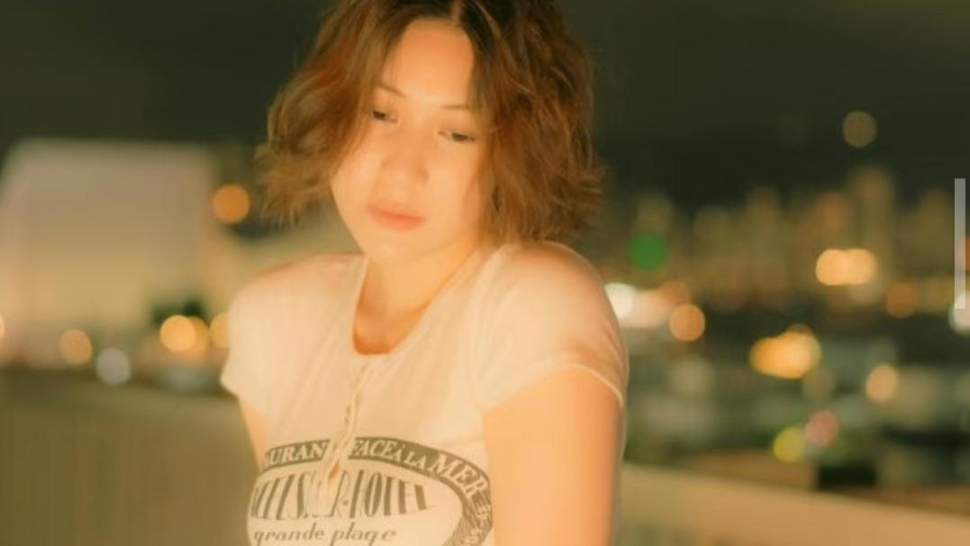 标致！前TVB男神20岁爱女晒照大秀曲线身材，常被指是翻版钟嘉欣