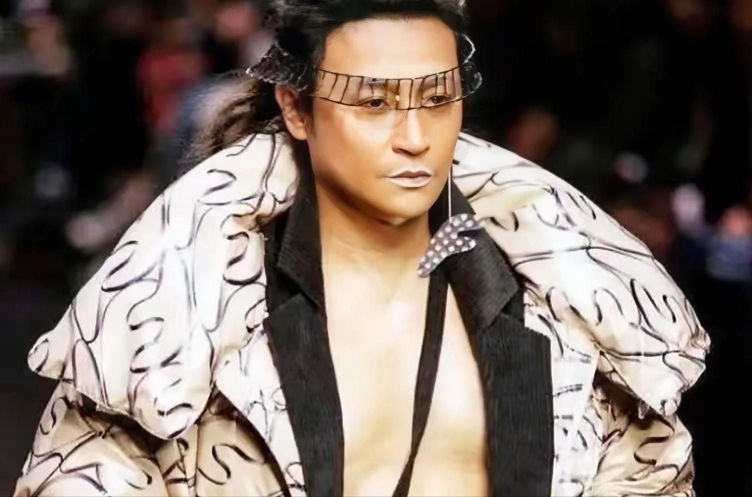 美男变大姨？又一明星步入苏有朋后尘，这些男星的畸形审美太离谱