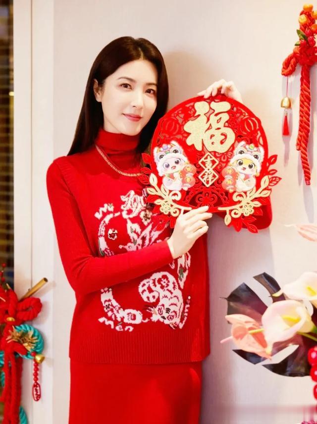 美女图集第607期——曾黎