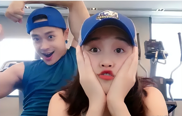 沉寂6年,曹骏37岁终于翻红,纠结5年的蓝盈莹肠子怕是都要悔青了