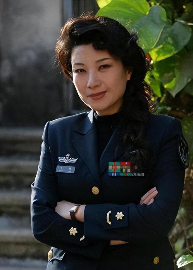 演员王静:因拒绝潜规则断送前程,如今62岁靠新身份惊艳众人