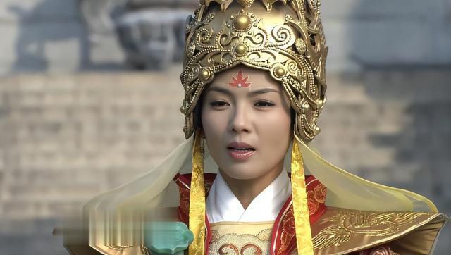 这一次,“妈祖代言人”刘涛,给内娱敲响了警钟,陈道明真说对了