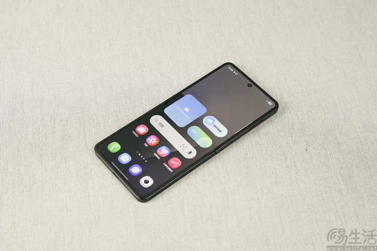 三星Galaxy Flip7评测：内涵与众不同的小折叠