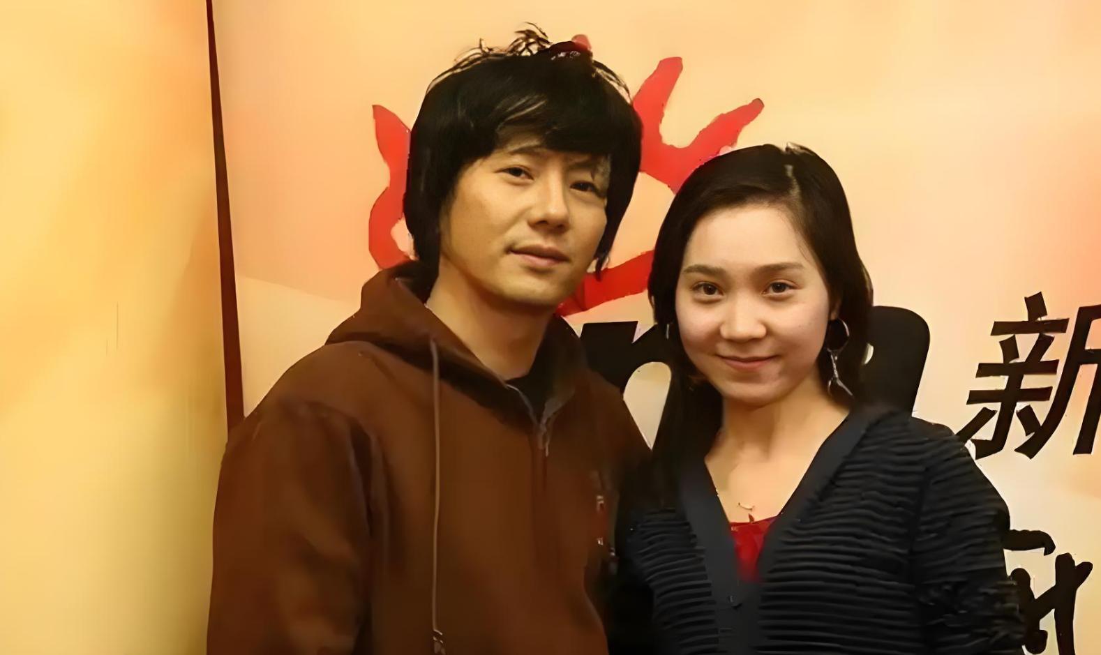 1999年未婚生女，4年后才领证！郑钧：配不上前妻，我是个坏孩子