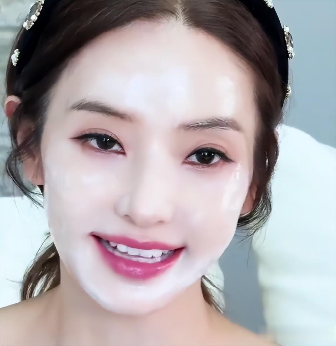 韩彩英中国带货态度敷衍，面部僵硬眼睛快睁不开，满屏吐槽和抵制