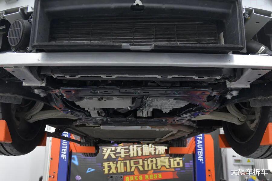 领克900拆车：机械调校已过时，追上欧美靠什么？