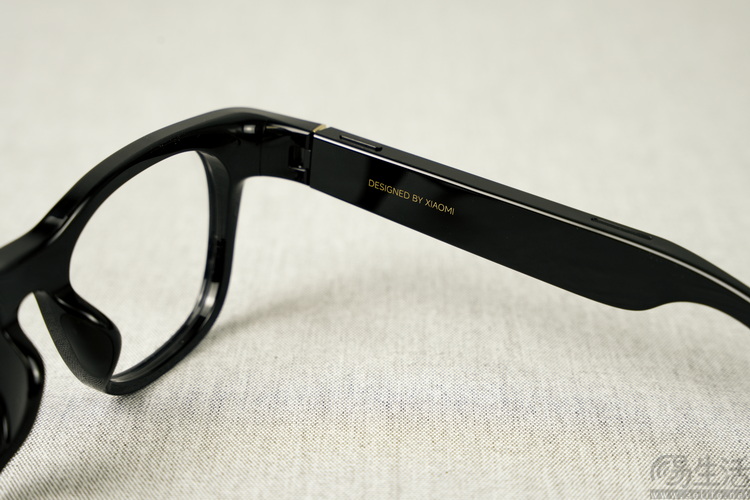 小米AI眼鏡評測：比起Vlog，融合與AI更是重點