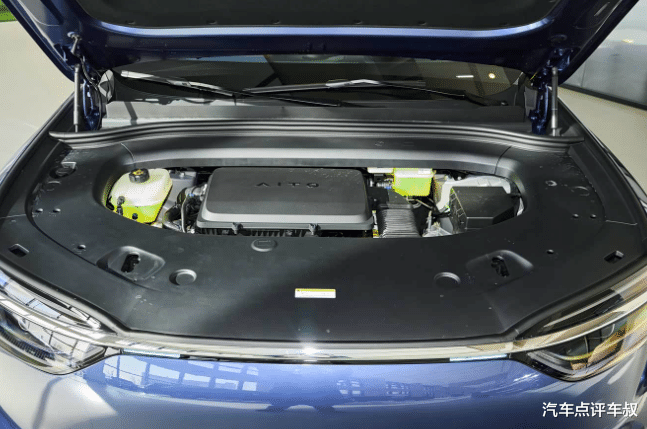 30万级SUV对决,问界M7与理想L7谁更值得入手?