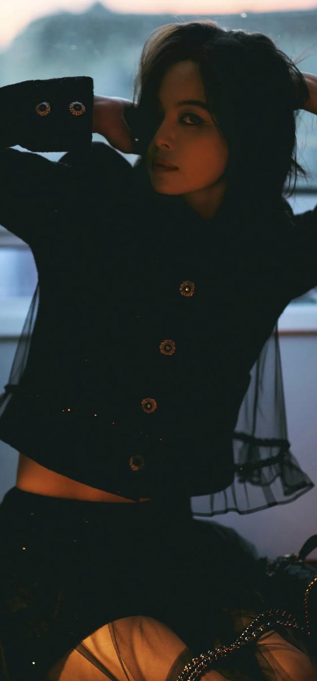 辛芷蕾透明裙绝美大片写真壁纸美图