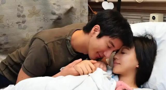 王力宏仨子女令人担忧，大女儿11岁疑还未上学，李靓蕾精神变化大