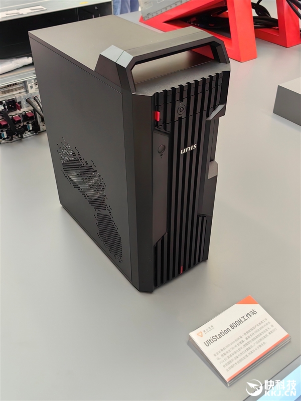 新架構×1、新芯片×3、新整機×2、新集群×1：5歲摩爾線程徹底爆發