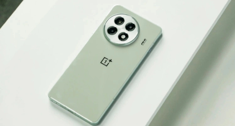 一加堅決清倉，從2299元降至1444元，驍龍8Gen3旗艦售價一降再降