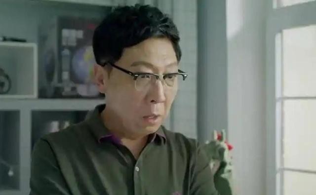 韩童生：大屏幕上的“父亲”角色，还尝试跨界说相声，如今怎样了