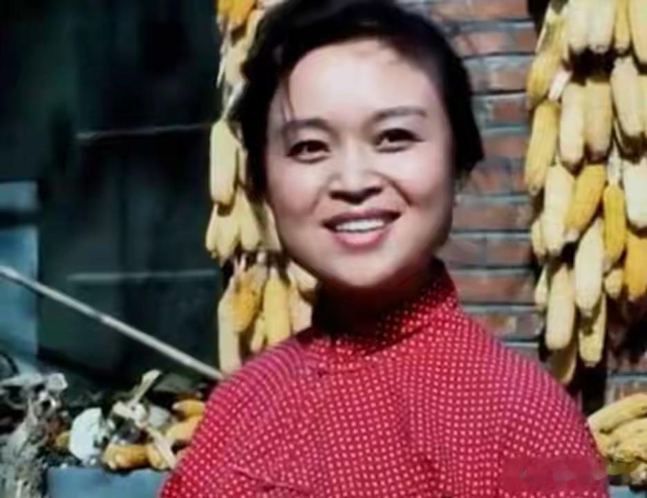 67岁刘莉莉近况：定居日本，嫁富商不再拍戏，不婚女儿成为心病