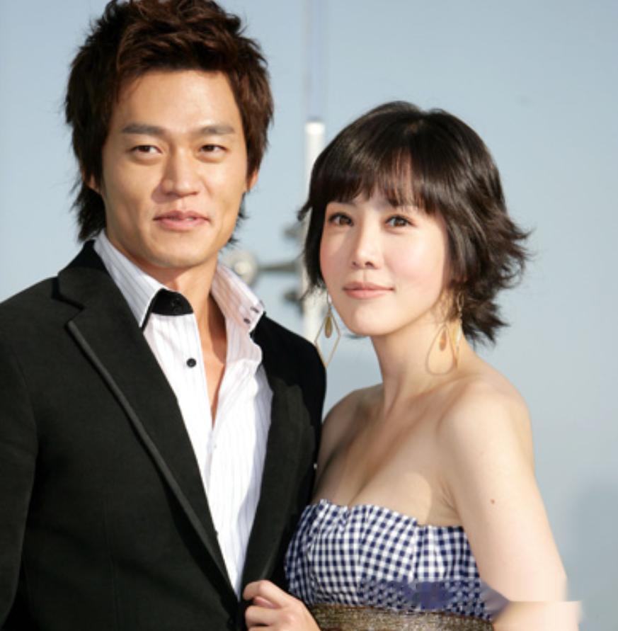 韩国男星自曝不婚不育真相，17年未谈恋爱，当年被全网骂负心汉