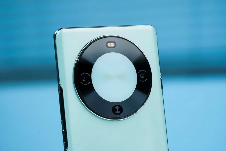 華為讓出高利潤，512GB+衛星消息+6100mAh，國補后熱銷“賣斷貨”