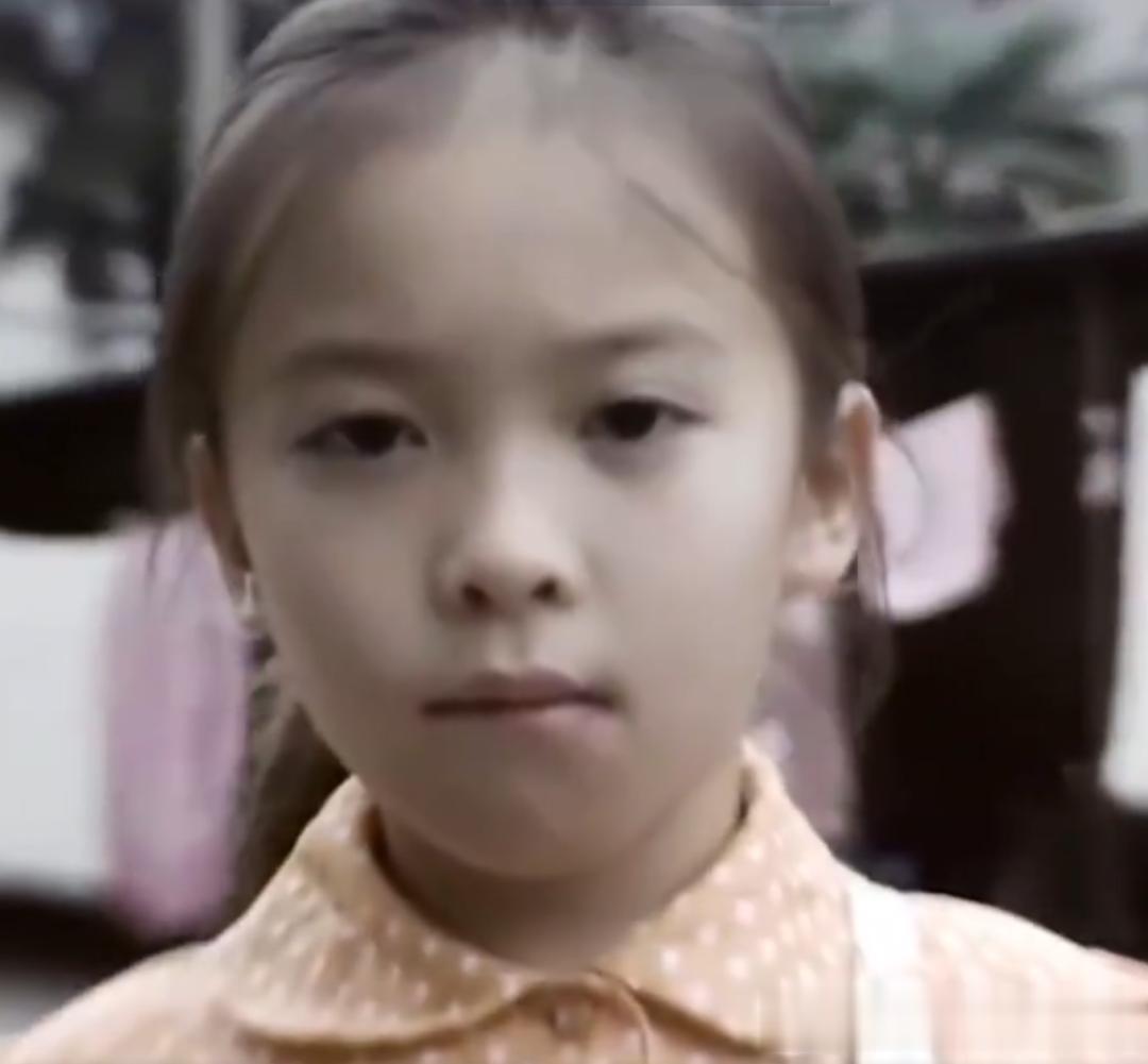 刘涛女儿近照曝光，17岁即将上大学，体态出众多才多艺却长得像爸