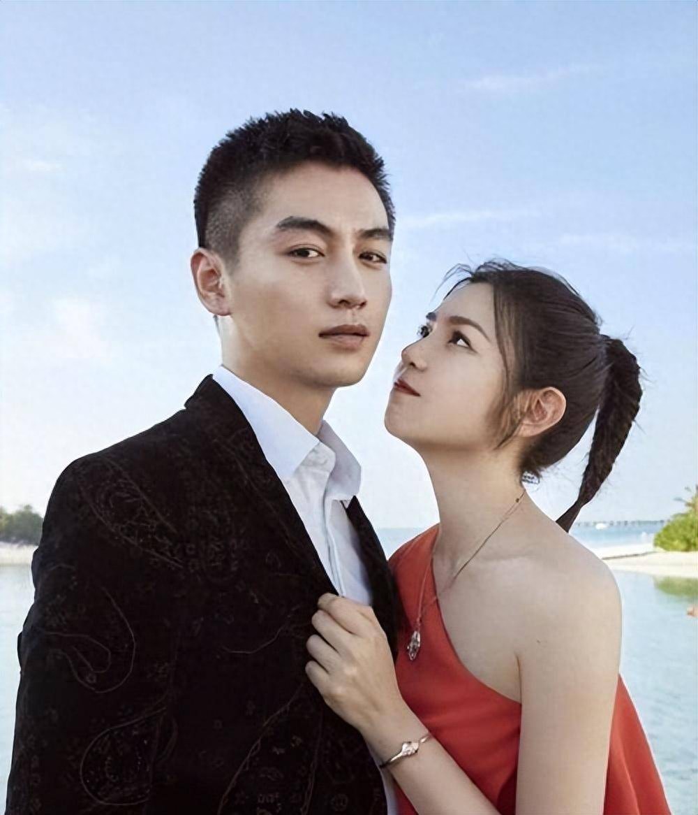 离婚9个月，38岁陈晓高调官宣喜讯，成了陈妍希高攀不起的存在