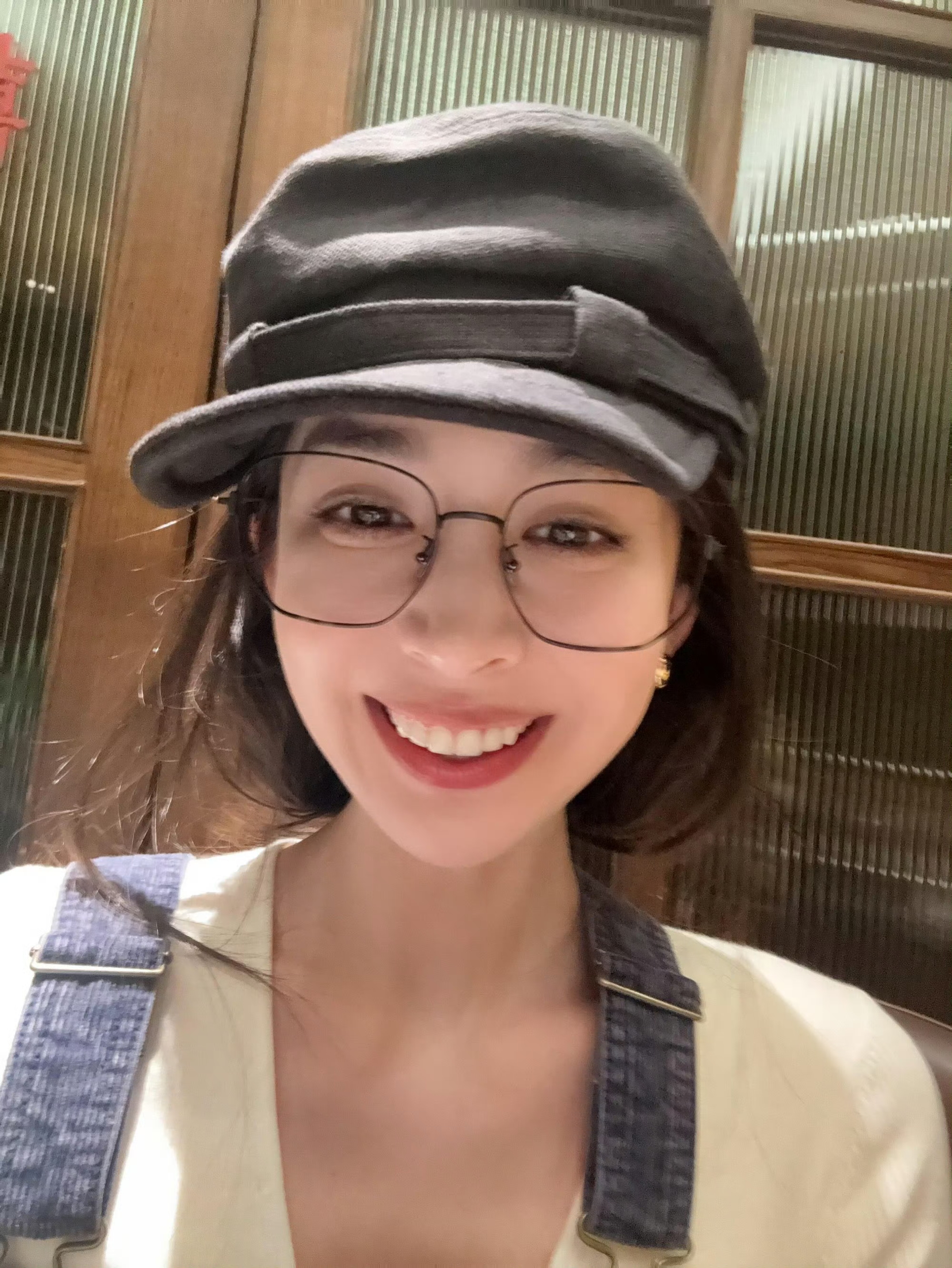 娜扎怼脸照,底子好无惧高清镜头