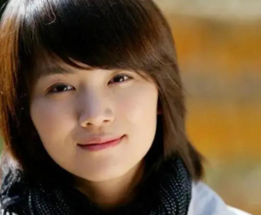 陈思诚爱惨了她，王凯迷恋着她，41岁成单亲妈妈的她活成了大赢家