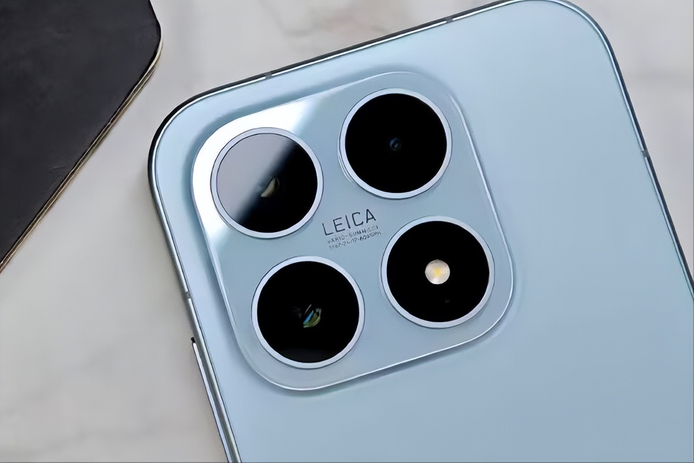 太突然！小米17降至“新低價”，五代驍龍8至尊+徠卡三攝+7000mAh