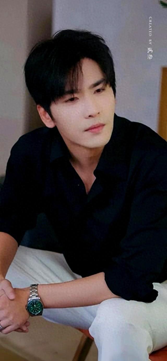 王奕然分手后首次发声,凌晨一点说出真心话,粉丝竟然都看哭了!