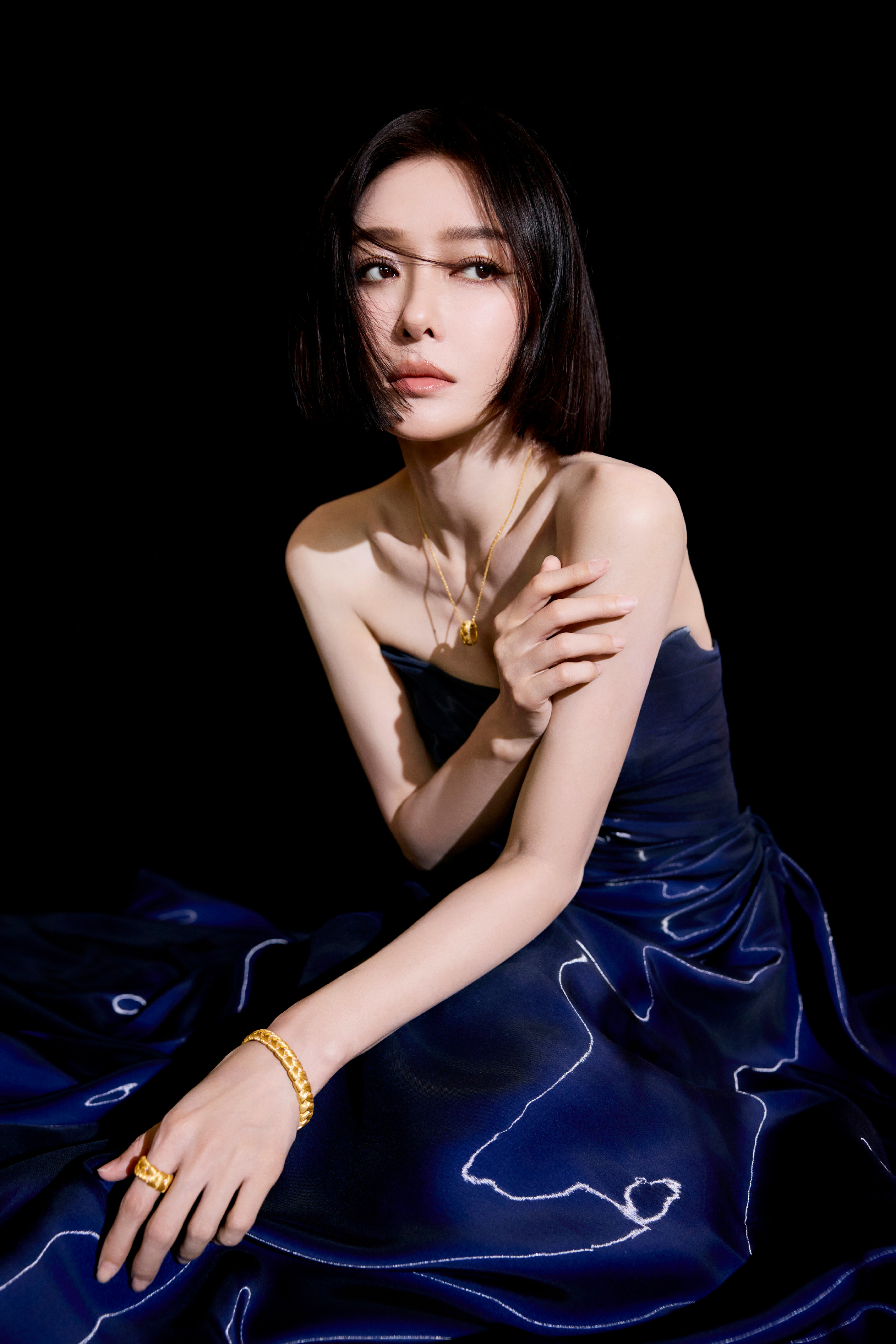 秦岚|温柔知性的优雅瞬间