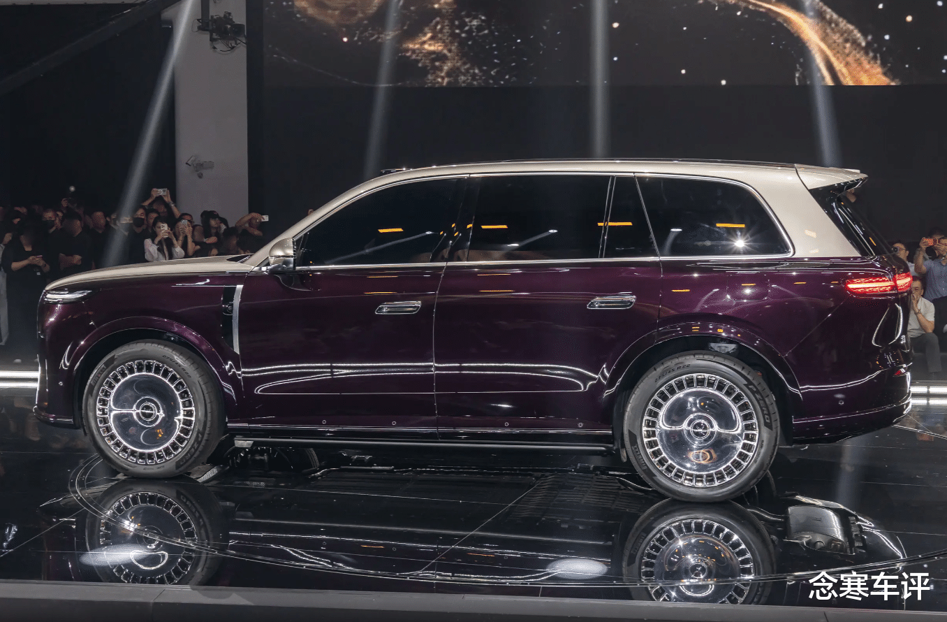 岚图泰山预定开启！3米12轴距，大六座，纯电370公里，剑指50万级