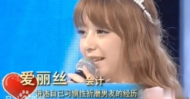 59岁郭富城太太晒女儿正面!五官精致美人胚子!粉碎整容传闻