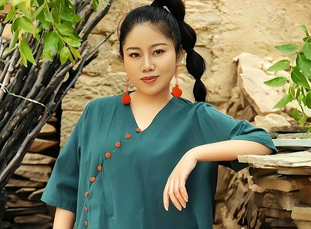 倾家荡产凑够120万上星光大道，却惨遭淘汰的崔苗，如今她怎样了