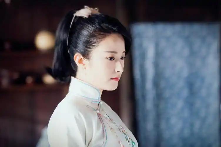 她不愿意被潜规则，演了近百部戏观众却叫不出她名字，42岁仍单身