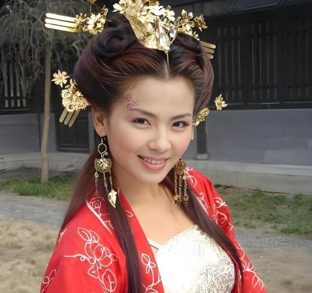 看似演技很好,实则演啥都一样,这4位女星是不是被吹捧过度了?