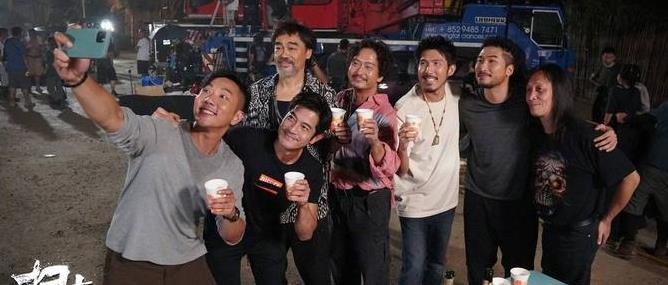 成龙新片《捕风追影》一种岁月淬炼后的极致绽放