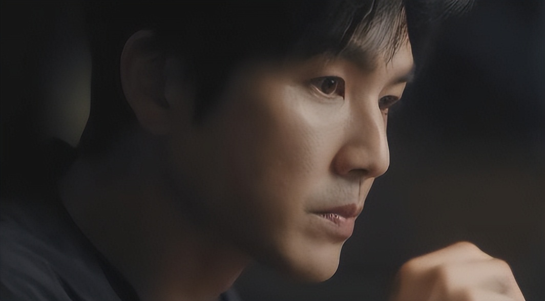 集体装嫩、剧情狗血，一大把年纪还演偶像剧？秦岚钟汉良，收手吧