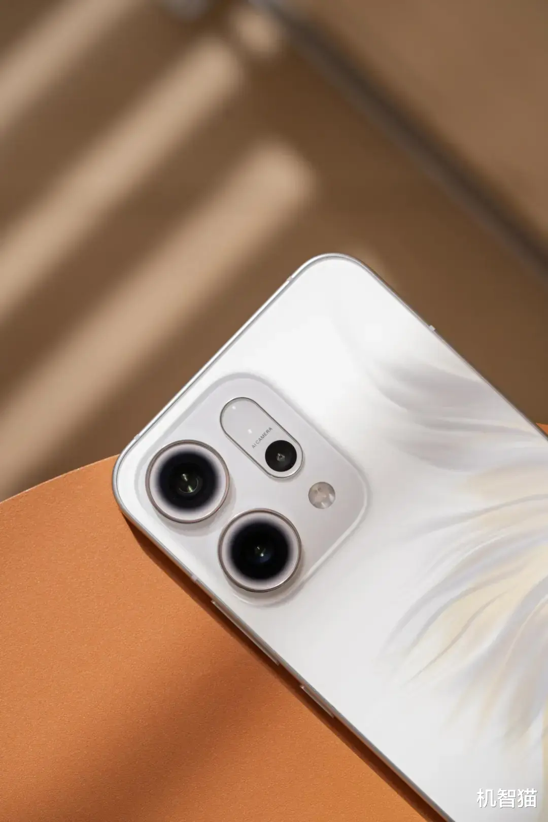 告別大圓鏡組？秋季新旗艦集體換新外觀