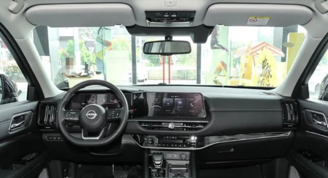 8万，日产又一SUV“倒下”，2.5L+9AT带四驱，气势不输汉兰达
