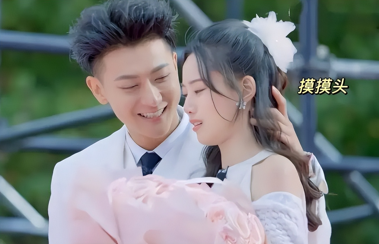 明星夫妻能消停点不？为圈钱上800个综艺，那点破事全国人民都看腻了