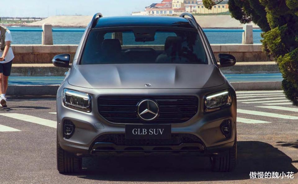 31.19万起,配1.3T引擎,2025款“奔驰GLB”官宣,尺寸加大!