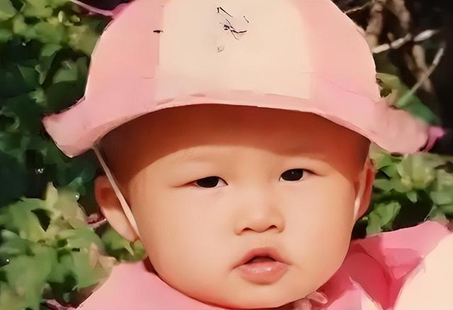 何冰，道出了李沁“强捧不红”的真相，她给圈内女演员提了个醒