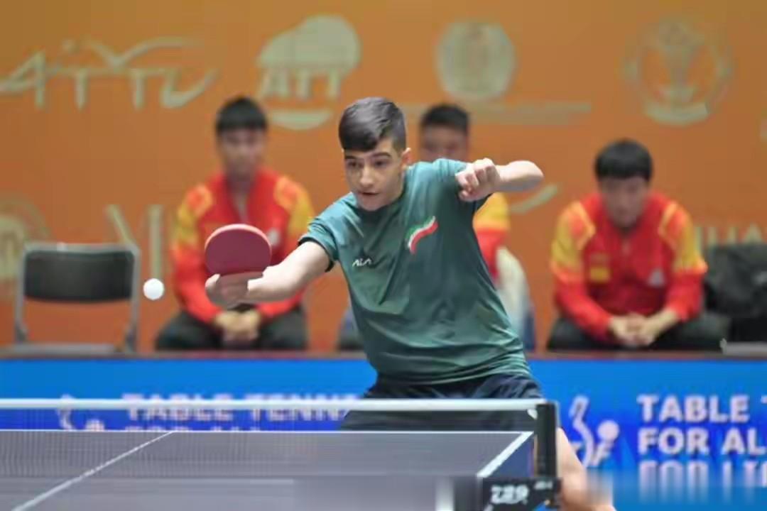 亚锦赛:上年战胜王楚钦今年击败林诗栋的伊朗15岁小孩哥什么来历