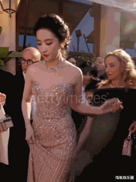 意大利这一夜，被“丰腴大气”的刘亦菲惊艳了，不迎合审美却碾压全场