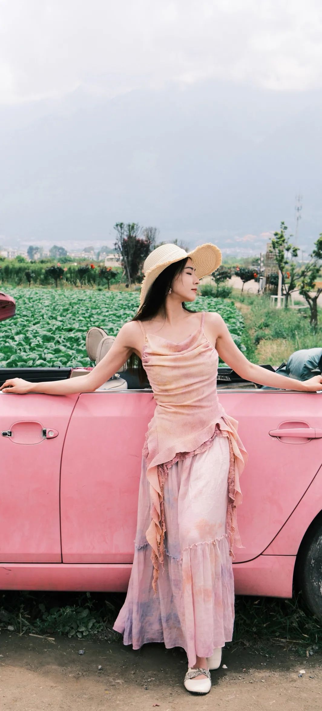 丁笑滢花海美图