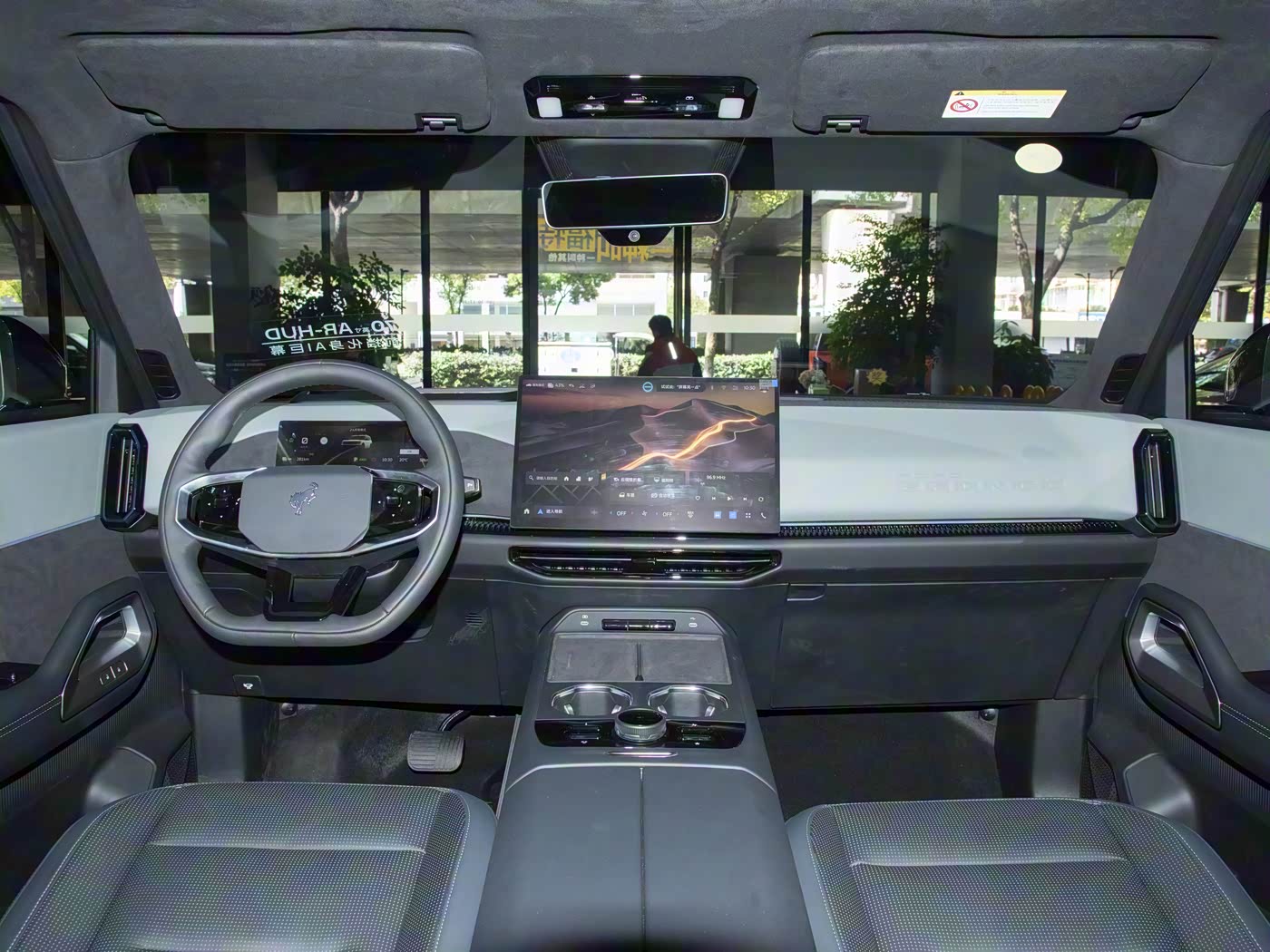 硬派美系中大型SUV即将上市!预售不足23万,纯电/增程双动力可选