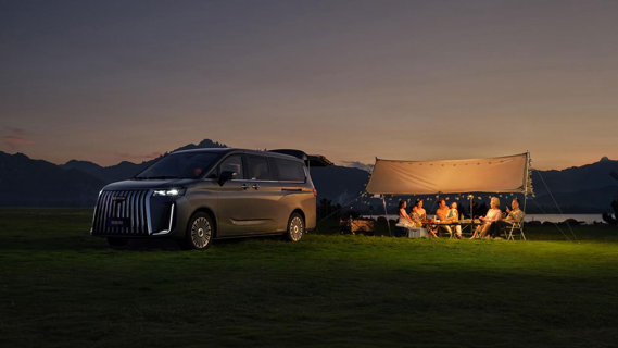 锐胜M8预售16.98万起,三排商务舱/主打全场景